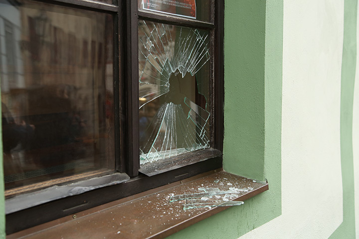 A2B Glass are able to board up broken windows while they are being repaired in Raunds.